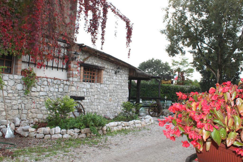 Agriturismo Al Ranch Castello dʼAviano Zewnętrze zdjęcie