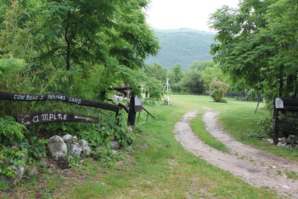 Agriturismo Al Ranch Castello dʼAviano Zewnętrze zdjęcie
